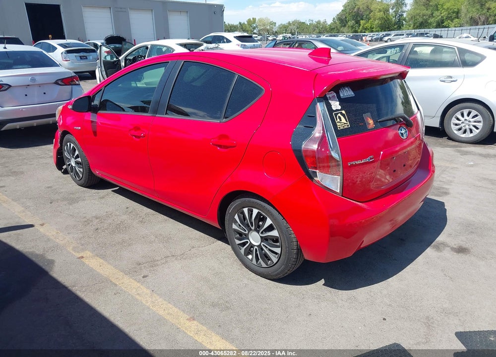 2015 TOYOTA PRIUS C VIN: JTDKDTB37F1582302