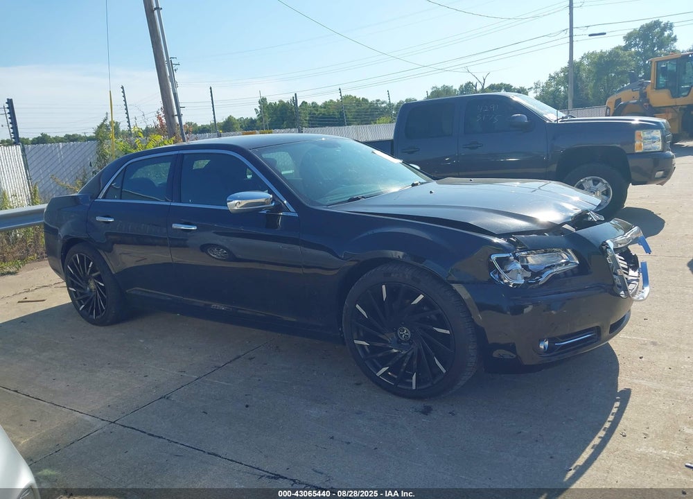 2014 CHRYSLER 300 VIN: 2C3CCAKT5EH136469
