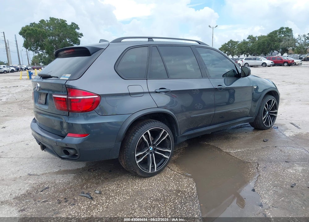 2012 BMW X5 VIN: 5UXZW0C55CL668018