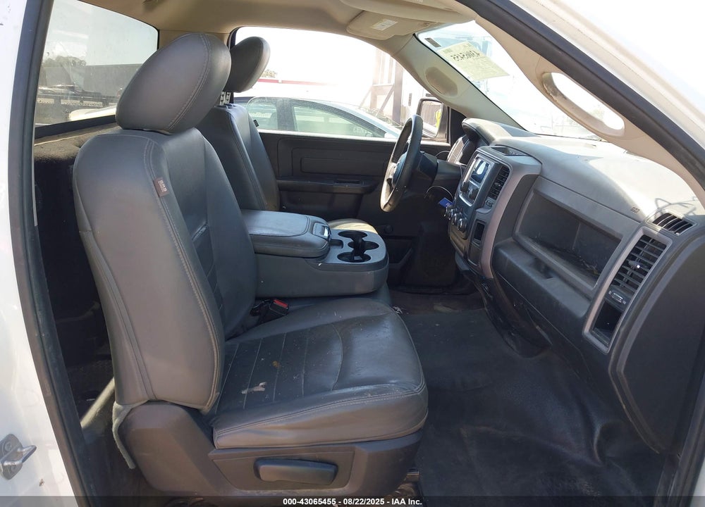 2016 RAM 1500 VIN: 3C6JR6DG6GG171790