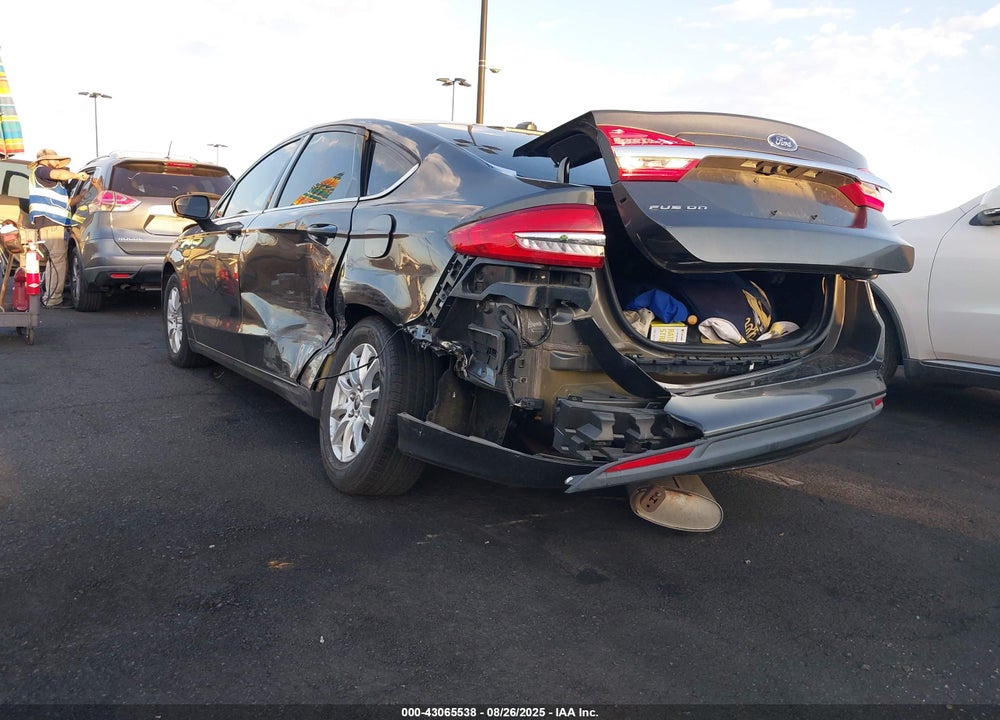 2017 FORD FUSION S VIN: 3FA6P0G73HR284718