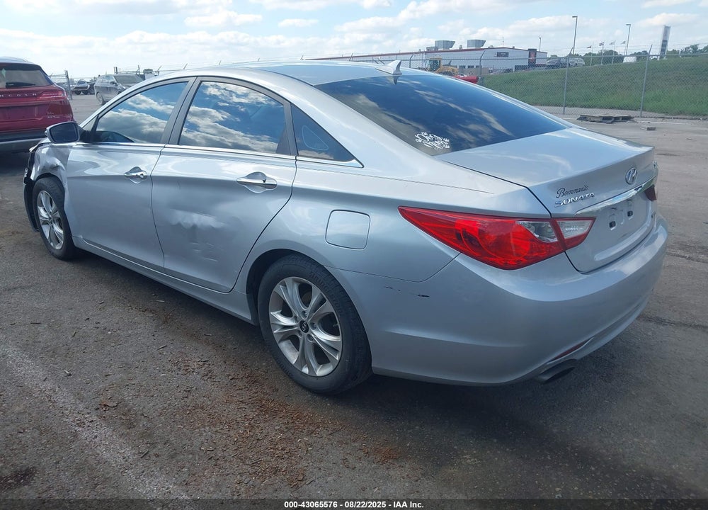 2011 HYUNDAI SONATA VIN: 5NPEC4AB5BH293842