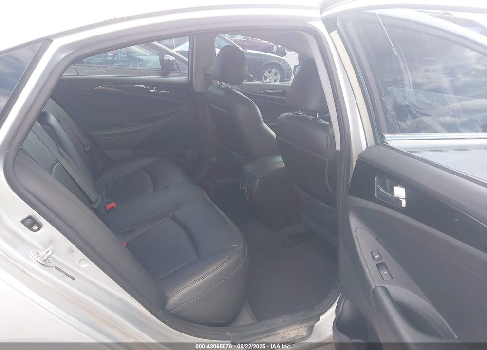 2011 HYUNDAI SONATA VIN: 5NPEC4AB5BH293842