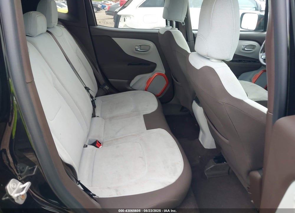2015 JEEP RENEGADE VIN: ZACCJABT0FPB57100