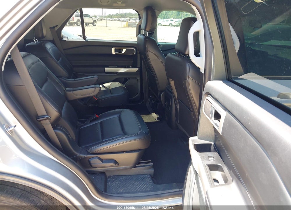2023 FORD EXPLORER VIN: 1FMSK7DH4PGC39897