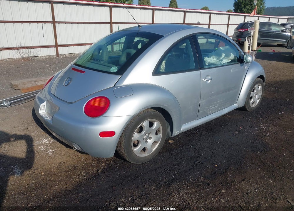 2002 VOLKSWAGEN NEW BEETLE GLS VIN: 3VWCK21C12M411982