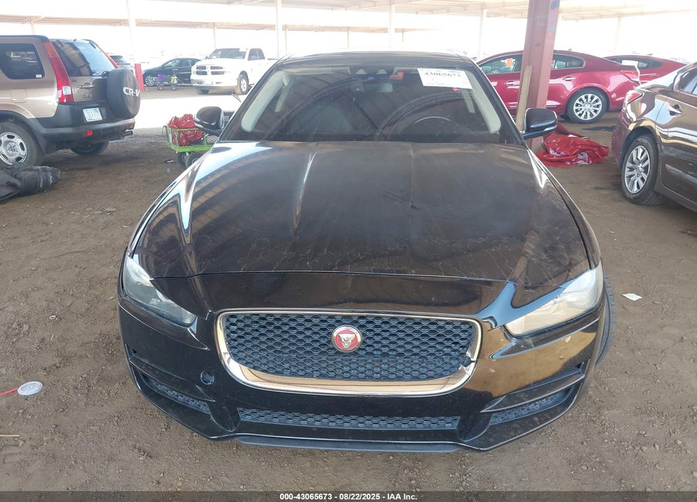 2017 JAGUAR XE VIN: SAJAD4BV9HA964676