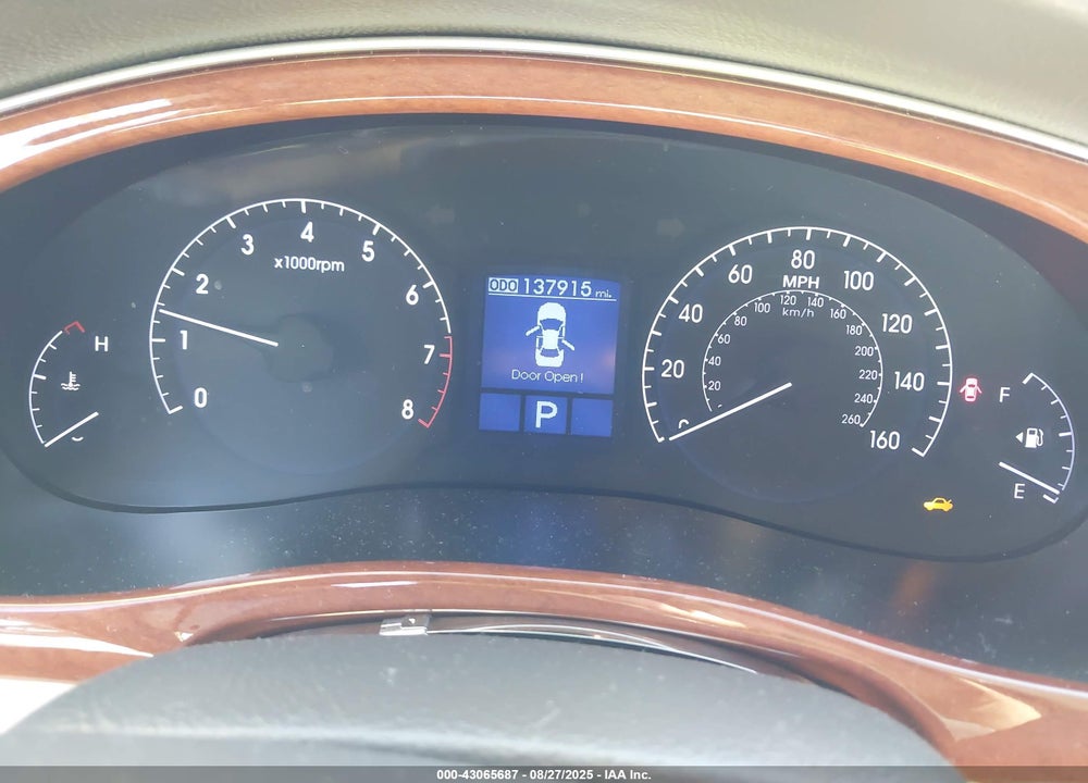 2013 HYUNDAI GENESIS VIN: KMHGC4DD6DU215113