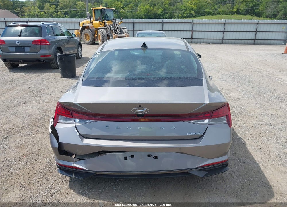 2023 HYUNDAI ELANTRA LIMITED VIN: KMHLP4AG5PU575530
