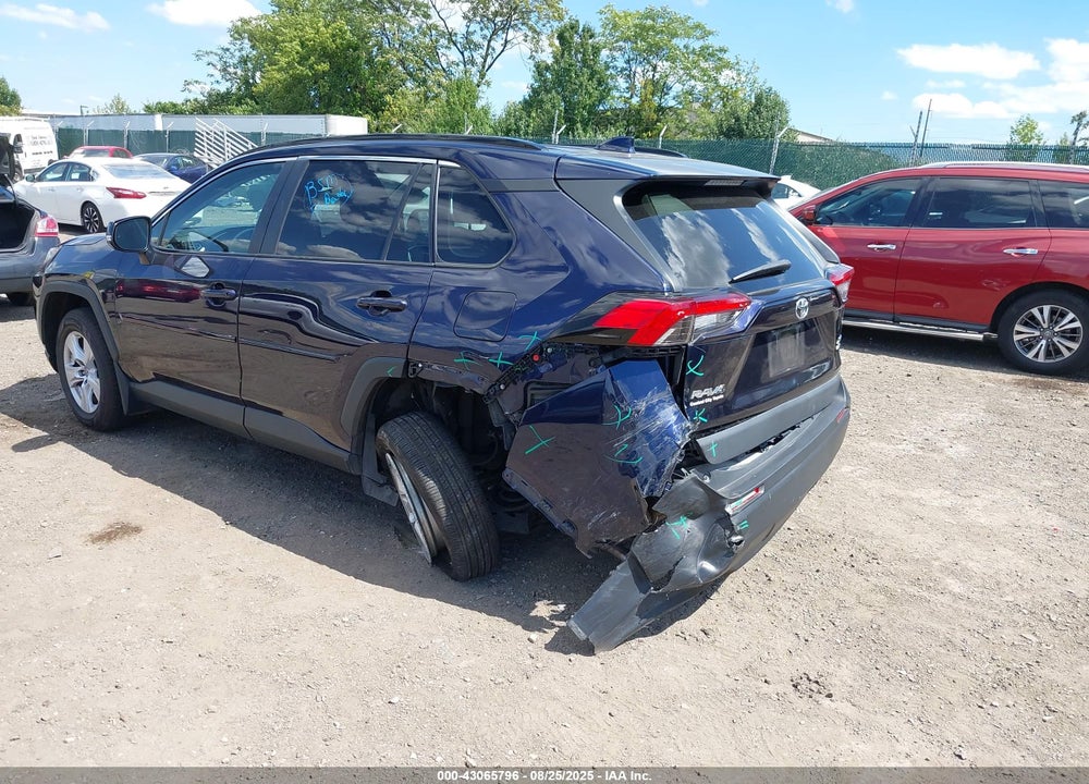 2021 TOYOTA RAV4 VIN: 2T3P1RFV3MW175220