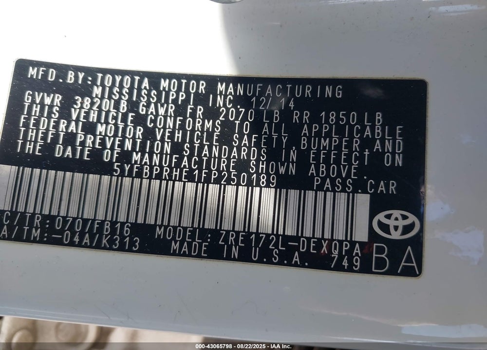 2015 TOYOTA COROLLA VIN: 5YFBPRHE1FP250189