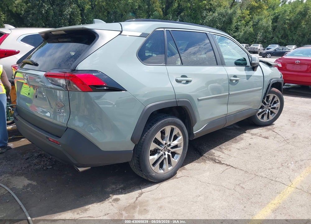 2021 TOYOTA RAV4 VIN: 2T3A1RFV0MW237095