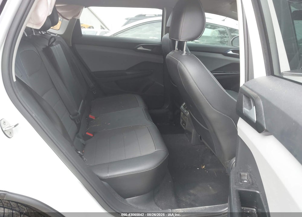 2022 VOLKSWAGEN TAOS VIN: 3VVRX7B23NM096805