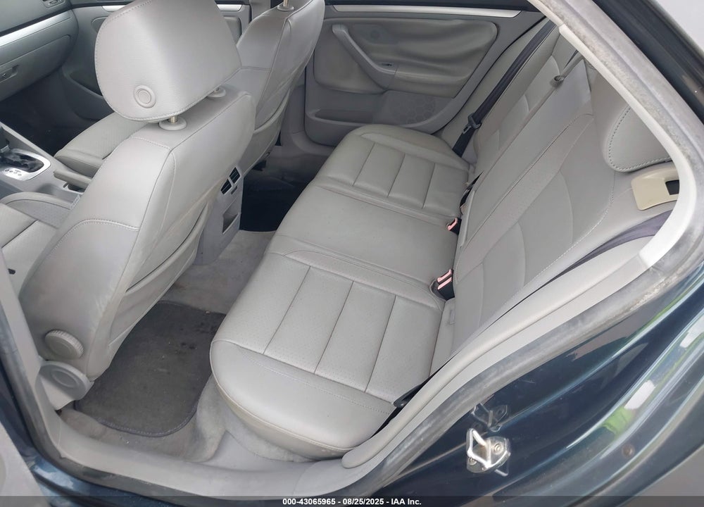 2006 VOLKSWAGEN JETTA VIN: 3VWSF71K16M749456