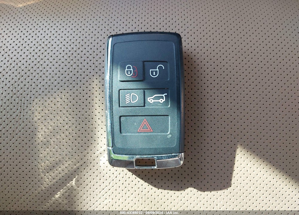 2024 LAND ROVER RANGE ROVER VIN: SALK1BE93RA246890