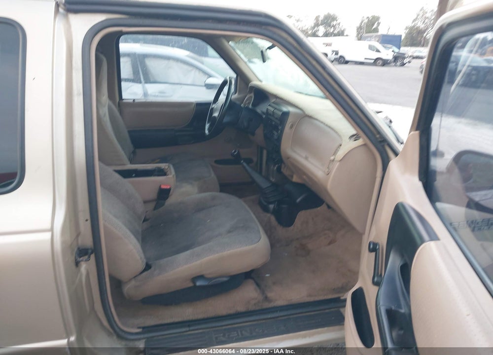 2001 FORD RANGER XL/XLT VIN: 1FTYR14D31PB41326
