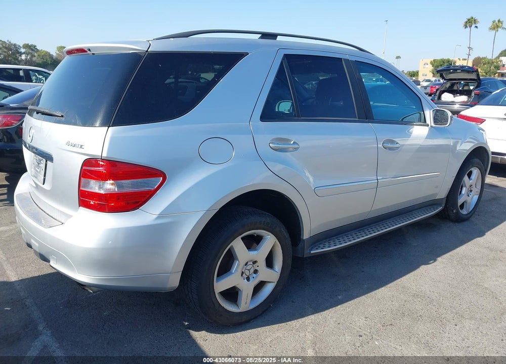 2008 MERCEDES-BENZ ML 550 4MATIC VIN: 4JGBB72E38A354522