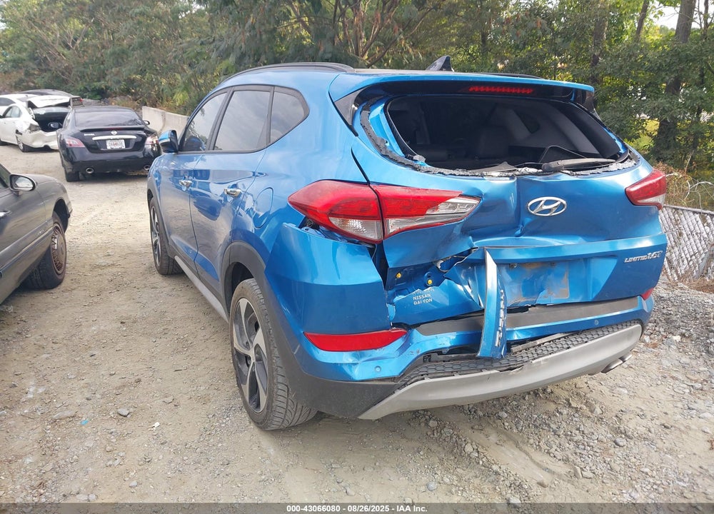 2017 HYUNDAI TUCSON VIN: KM8J33A27HU475853