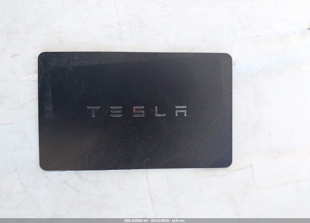 2025 TESLA MODEL 3 VIN: 5YJ3E1EB8SF928755