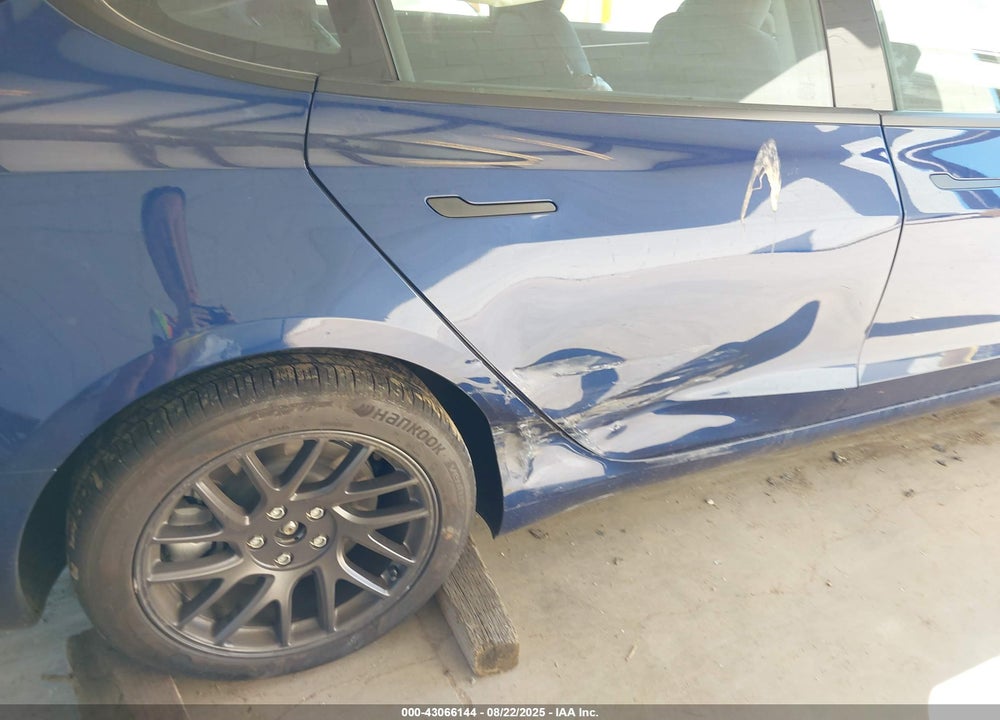 2025 TESLA MODEL 3 VIN: 5YJ3E1EB8SF928755