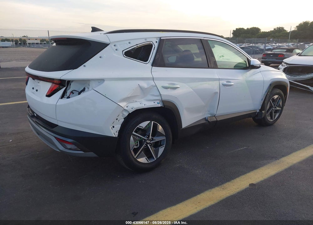 2025 HYUNDAI TUCSON VIN: 5NMJB3DE3SH502252