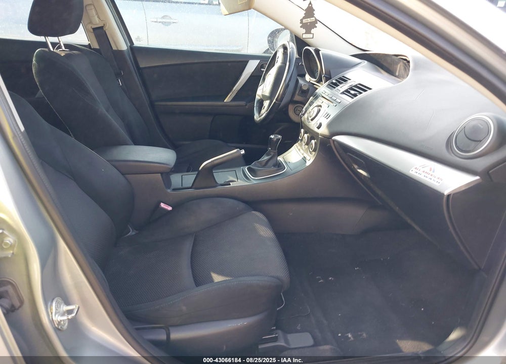 2012 MAZDA 3 S TOURING VIN: JM1BL1V51C1667619