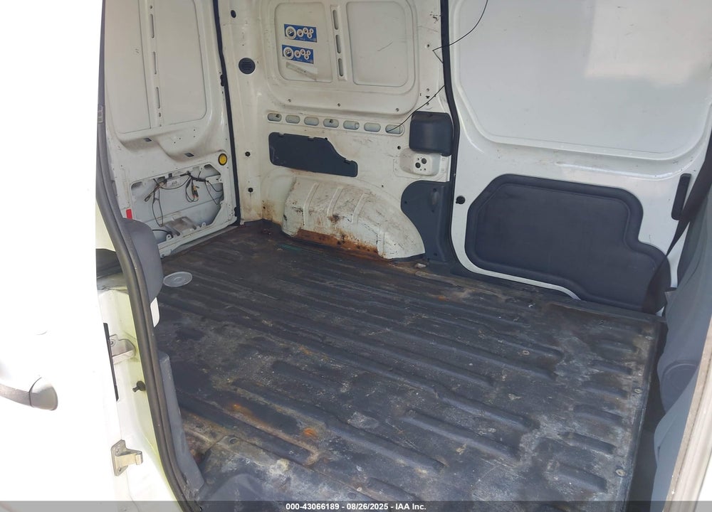2011 FORD TRANSIT CONNECT XL VIN: NM0LS7AN4BT059660
