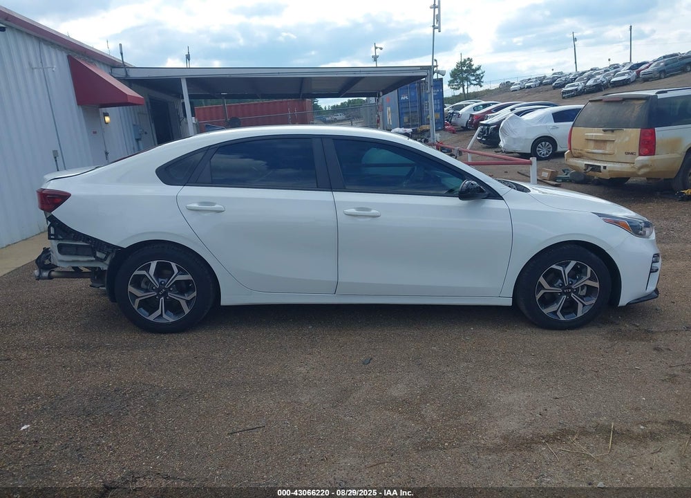 2019 KIA FORTE VIN: 3KPF24AD6KE128623