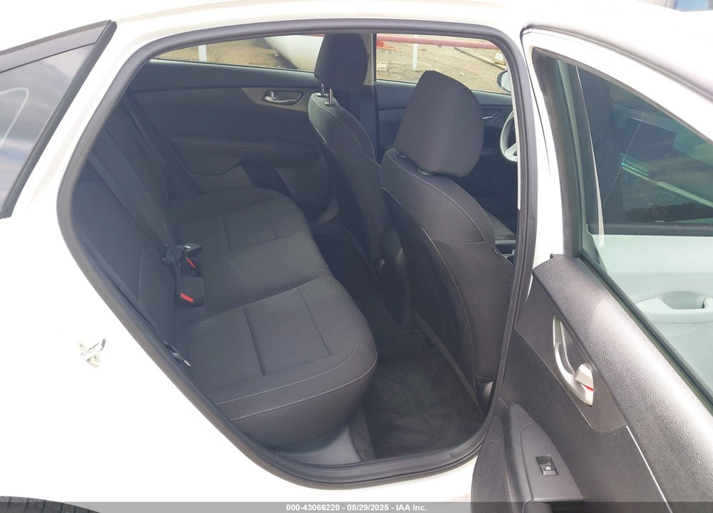 2019 KIA FORTE VIN: 3KPF24AD6KE128623