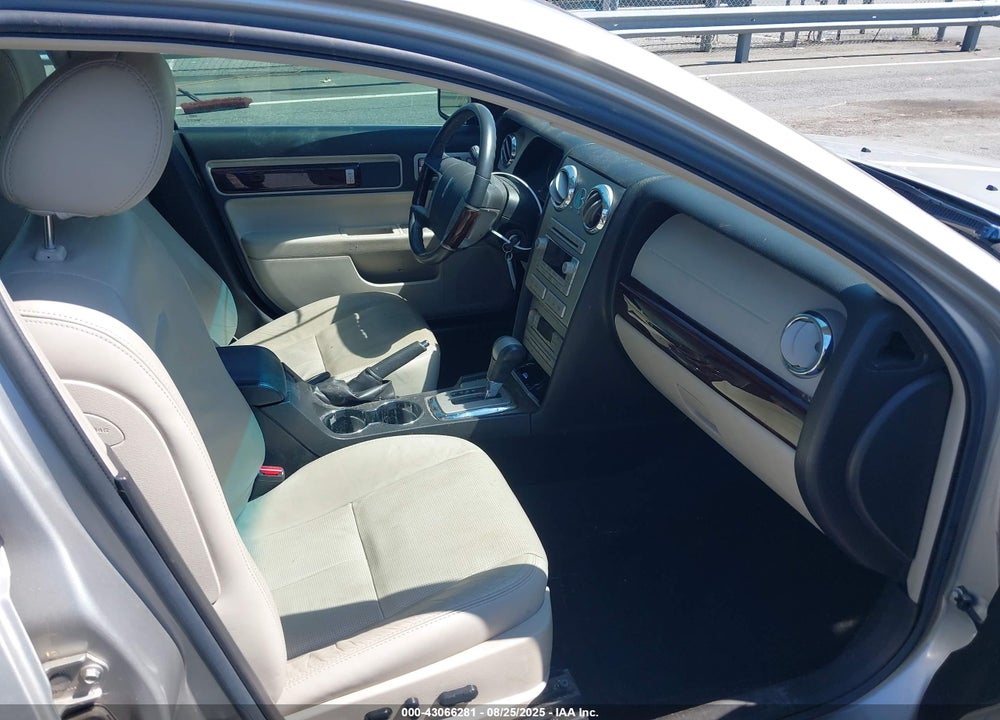 2008 LINCOLN MKZ VIN: 3LNHM26T98R637254