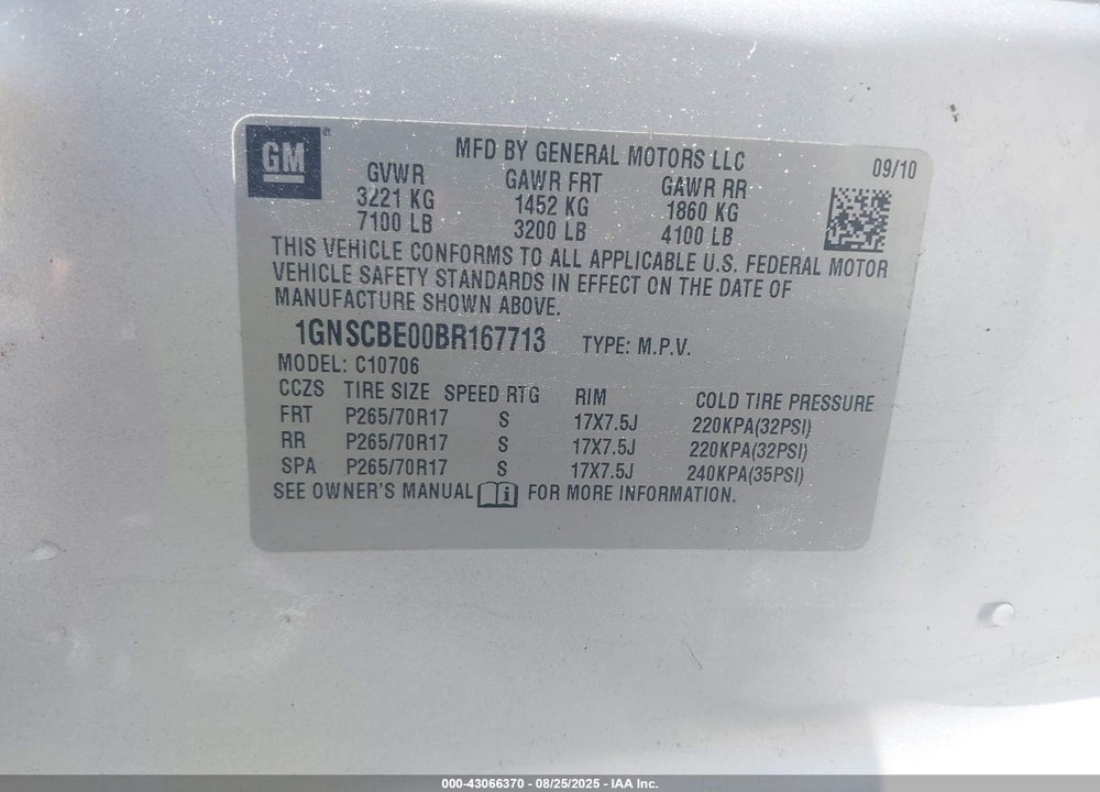 2011 CHEVROLET TAHOE VIN: 1GNSCBE00BR167713