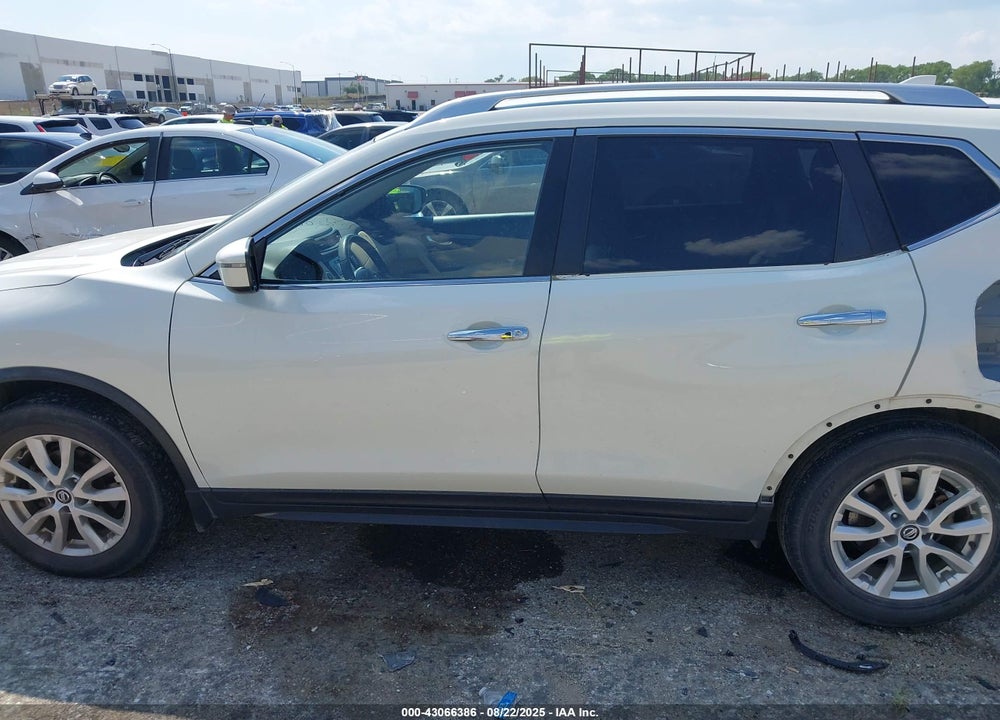 2020 NISSAN ROGUE VIN: JN8AT2MT8LW002435