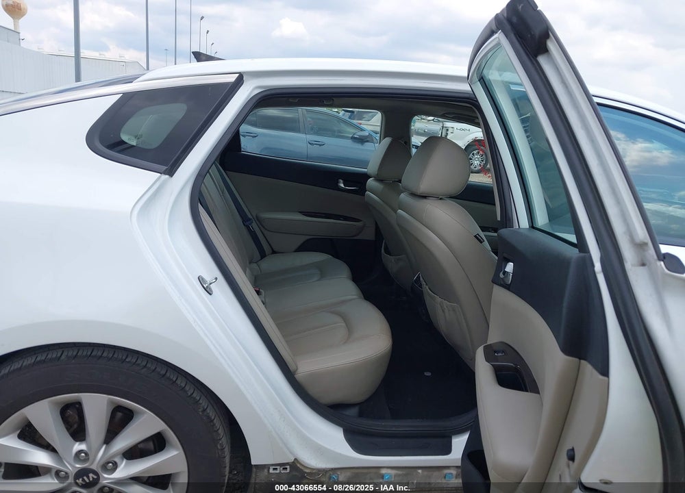 2016 KIA OPTIMA VIN: 5XXGU4L30GG012478