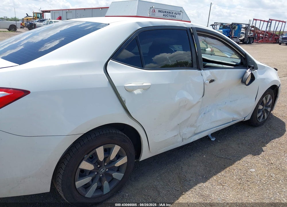 2016 TOYOTA COROLLA VIN: 5YFBURHE5GP461325