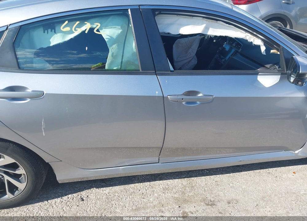 2017 HONDA CIVIC VIN: 19XFC2F77HE054772