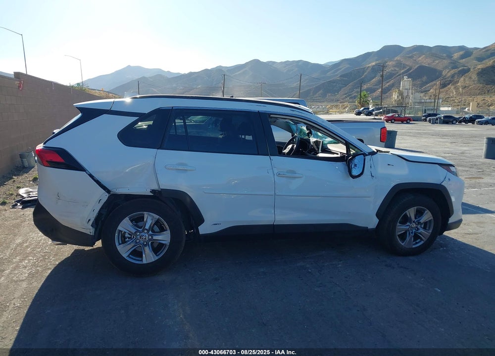 2025 TOYOTA RAV4 HYBRID VIN: JTMRWRFVXSD305823
