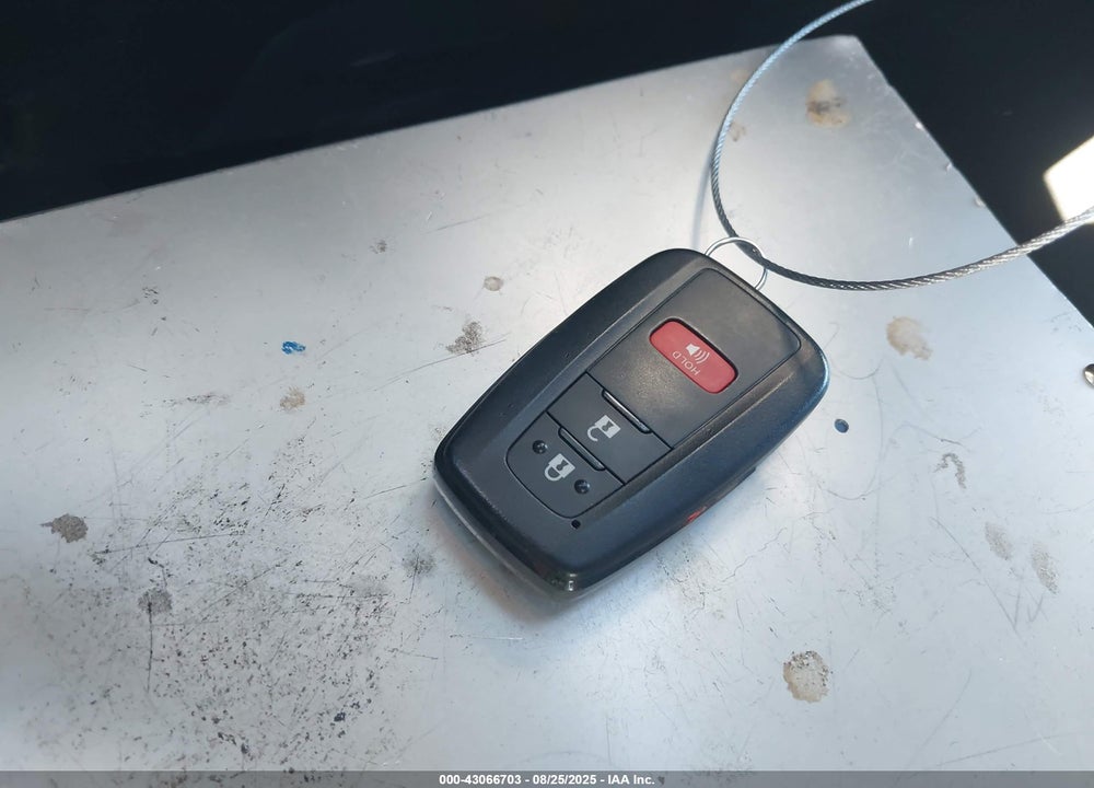 2025 TOYOTA RAV4 HYBRID VIN: JTMRWRFVXSD305823