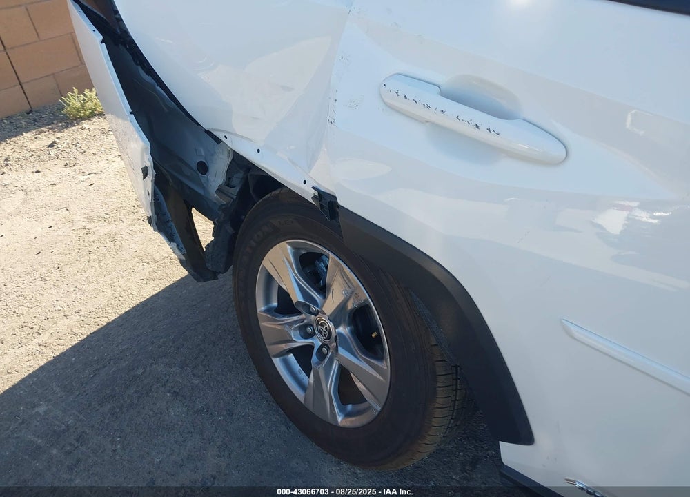 2025 TOYOTA RAV4 HYBRID VIN: JTMRWRFVXSD305823