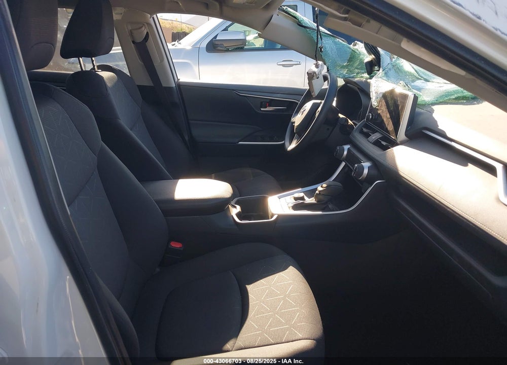 2025 TOYOTA RAV4 HYBRID VIN: JTMRWRFVXSD305823