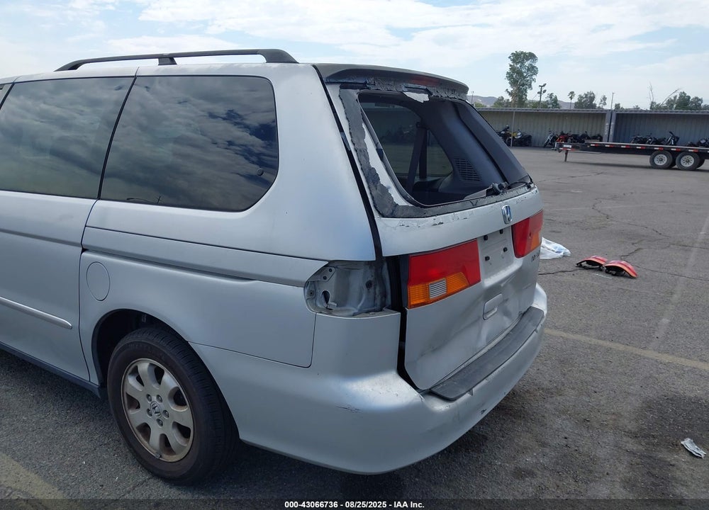 2002 HONDA ODYSSEY EX-L VIN: 2HKRL18982H586329