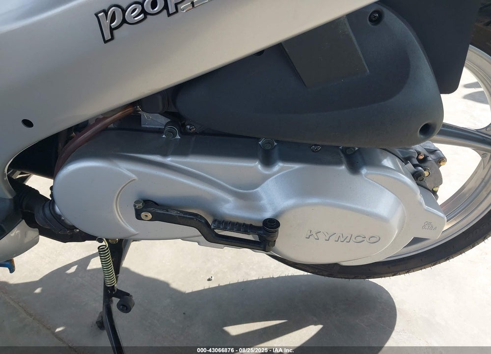 2009 KYMCO USA INC PEOPLE 150 VIN: RFBB2J1009B252052