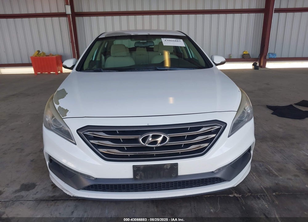 2015 HYUNDAI SONATA VIN: 5NPE34AF8FH228623