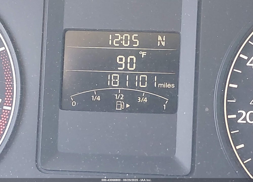 2011 VOLKSWAGEN JETTA 2.5L SE VIN: 3VWDZ7AJ5BM369747