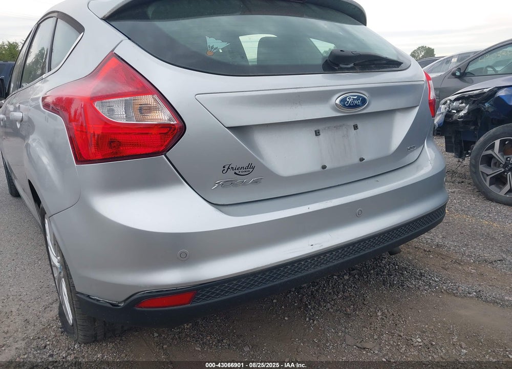 2012 FORD FOCUS VIN: 1FAHP3M28CL105776