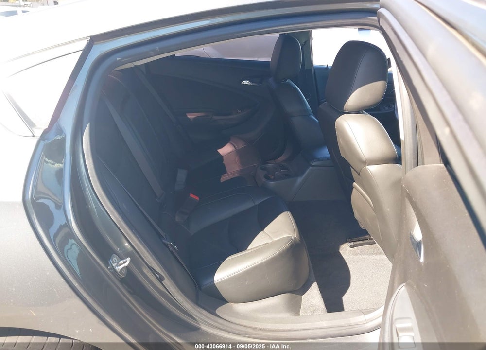 2016 CHEVROLET VOLT PREMIER VIN: 1G1RD6S54GU110990