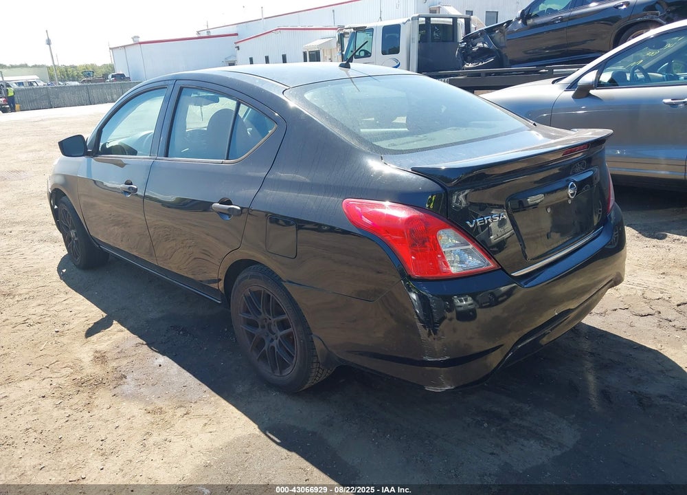 2017 NISSAN VERSA 1.6 S+ VIN: 3N1CN7AP6HL805392