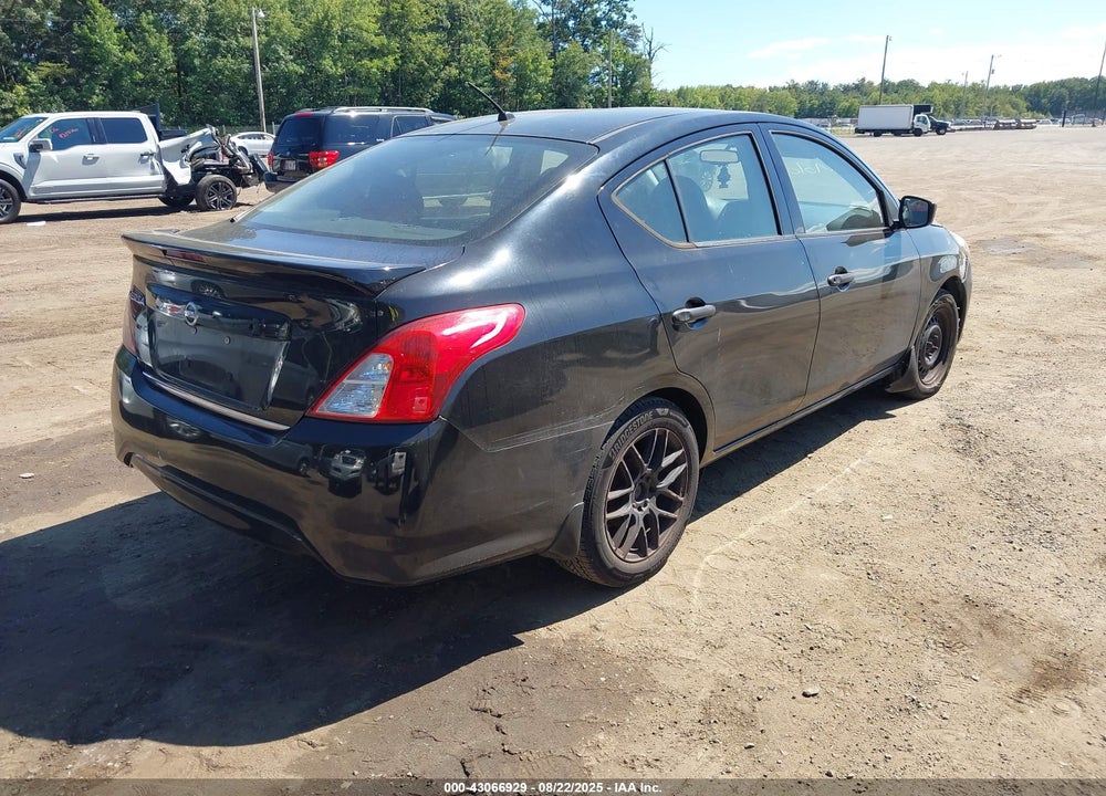 2017 NISSAN VERSA 1.6 S+ VIN: 3N1CN7AP6HL805392