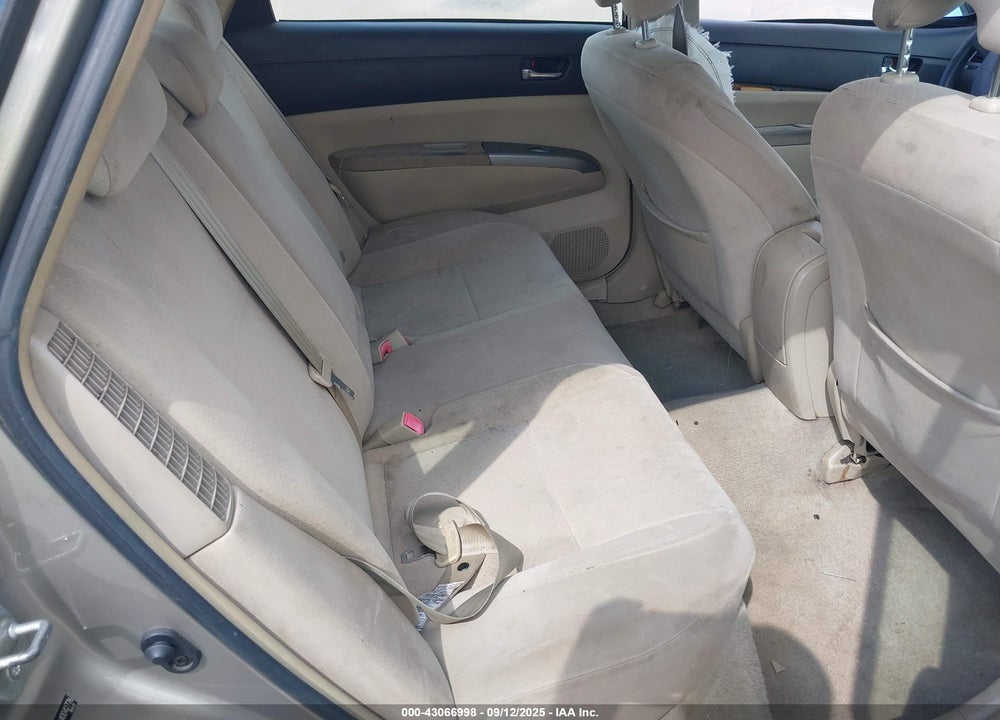 2004 TOYOTA PRIUS VIN: JTDKB20U640042776