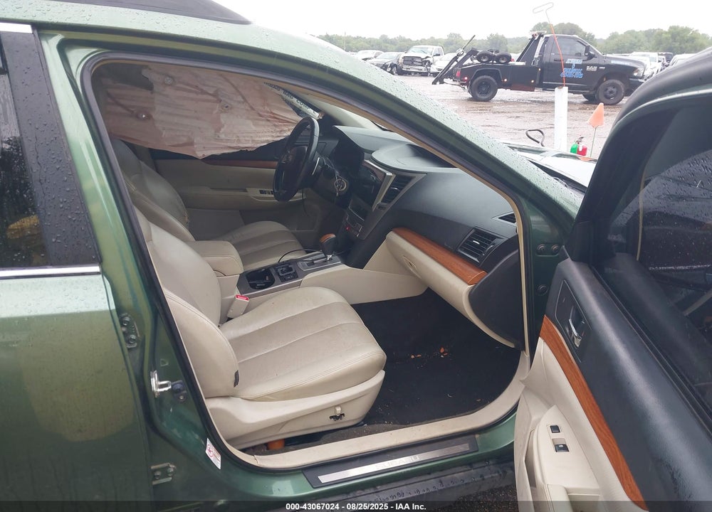 2014 SUBARU OUTBACK VIN: 4S4BRCMC6E3323801