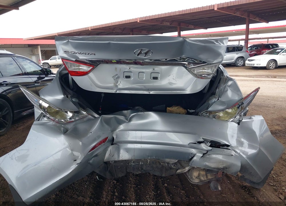 2012 HYUNDAI SONATA VIN: 5NPEB4AC0CH445863